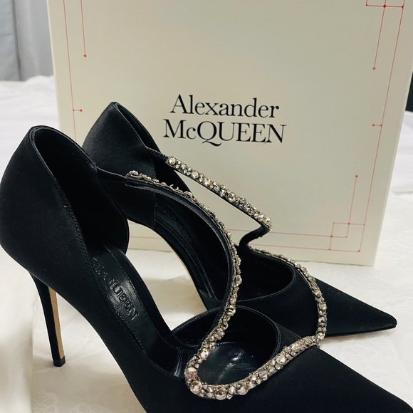 Brand New Alexander McQueen Crystal Pumps - Picture 3 of 15
